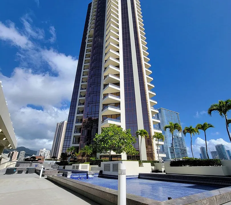 725 Kapiolani Blvd #1903