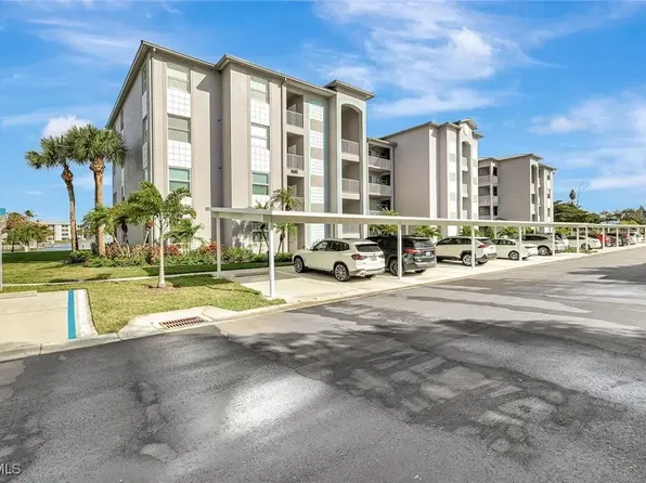 16635 Lake Circle Dr APT 613, Fort Myers, FL 33908