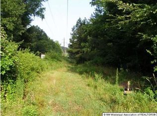 81 Interstate Farm Rd, Byhalia, MS 38611