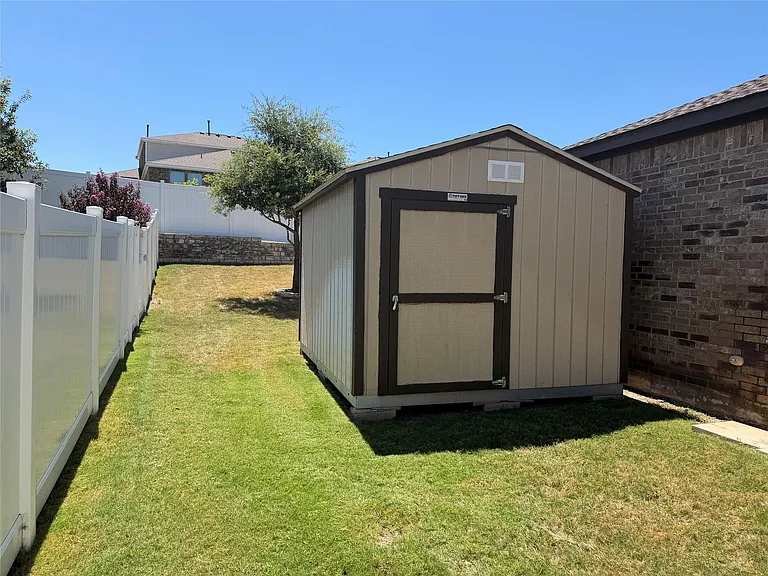 5809 Lehman Way — Photo 29