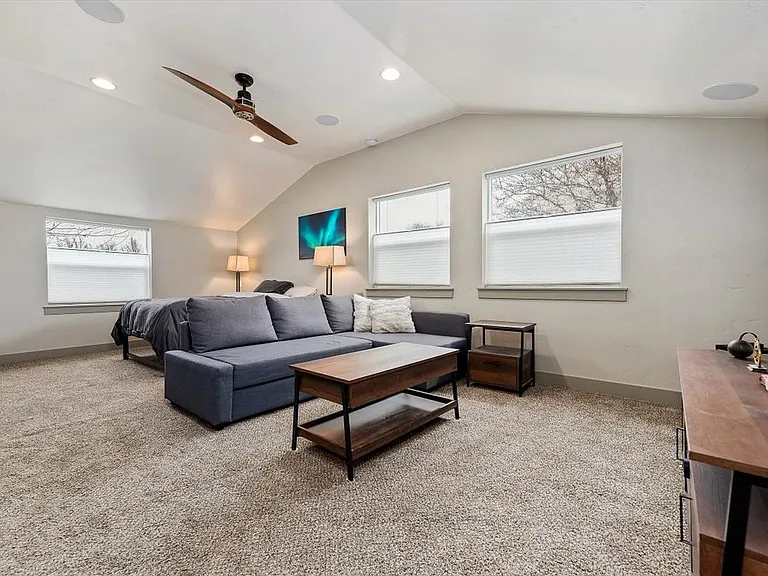 598 S Cotterell Dr — Photo 21