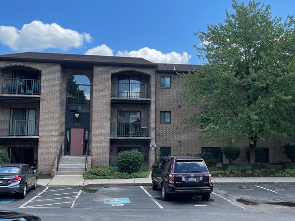 895 Cold Spring Rd APT 8