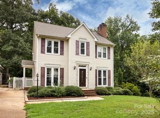 207 Crossing Ave, Belmont, NC 28012