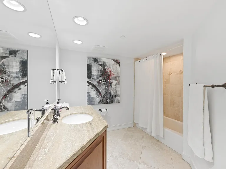 4751 Gulf Shore Blvd N #Penthouse 7 — Photo 25