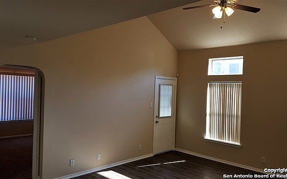 3rd image of 6723 Sandy Point Dr