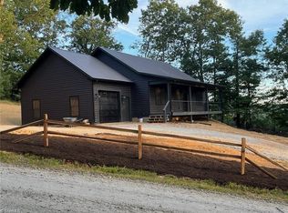 64 Lonesome Oak Dr, Ennice, NC 28623