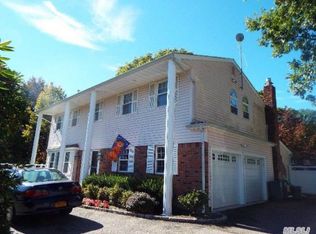 3 Thrush Ct, East Northport, NY 11731