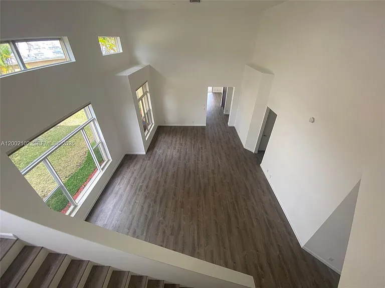 2486 Bay Isle Dr — Photo 29