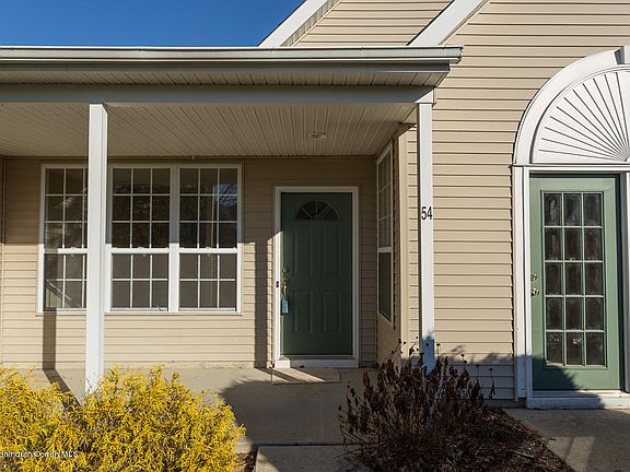 4th image of 54 Deerchase Ln #100C