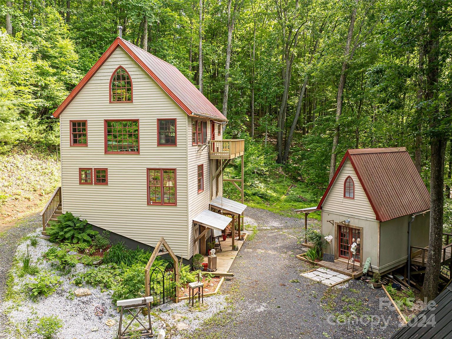 174 Stone Crossing Ln, Bakersville, NC 28705 MLS 4130409 Zillow