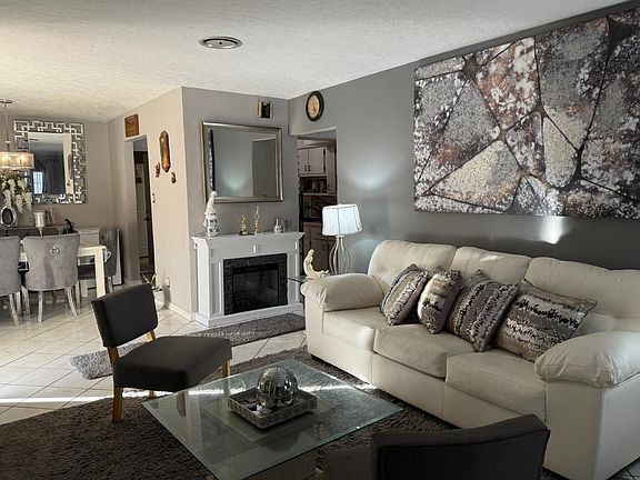 4th image of 4200 SW 26th Street