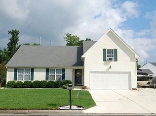 204 Dillwyn Dr, Chesapeake, VA 23322