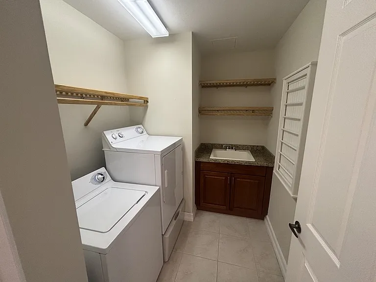 87 Vivante Blvd — Photo 18
