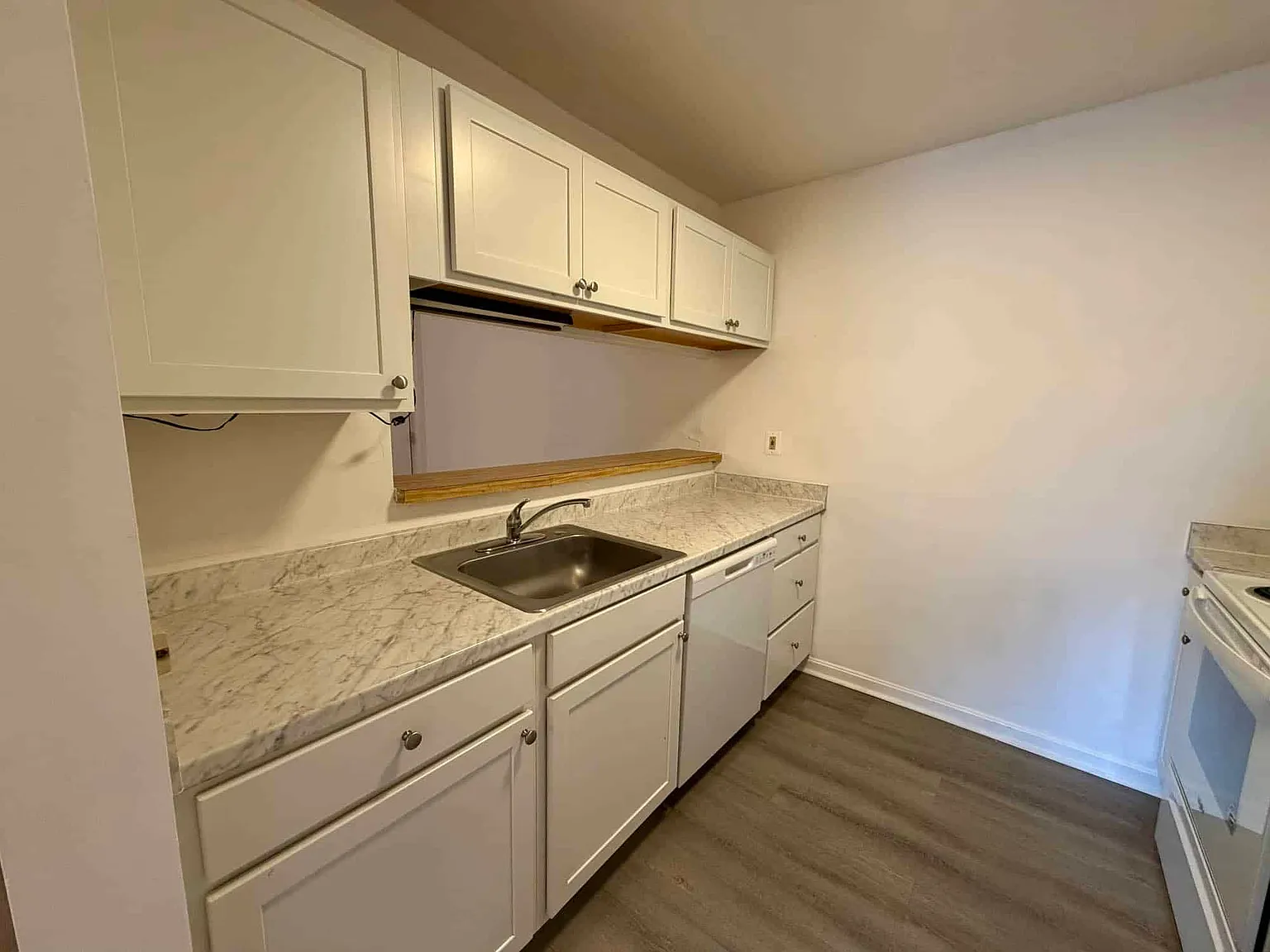 2 bed, $2,299 — Photo 4
