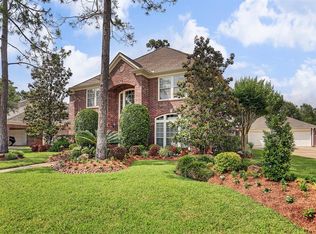 915 Pine Breeze Dr, Friendswood, TX 77546