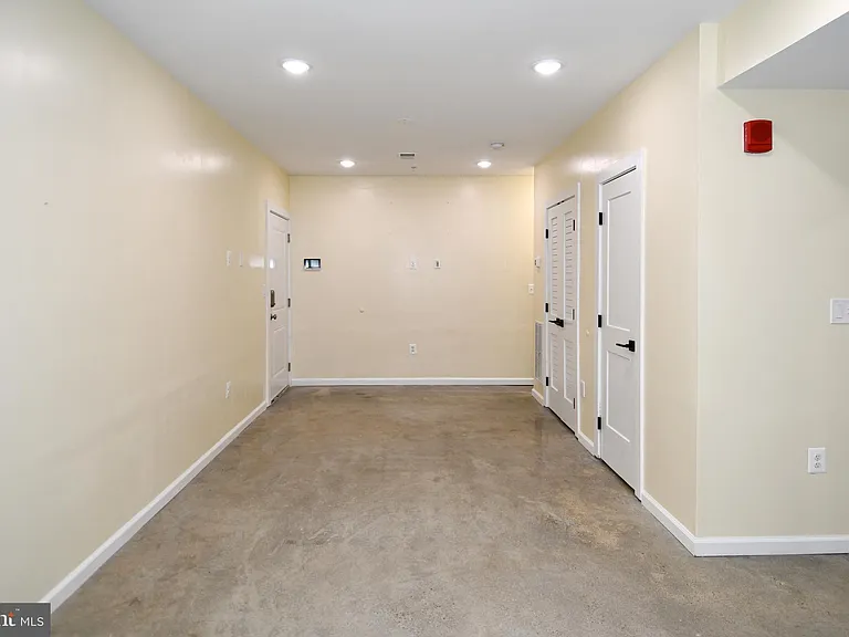 1040 Bladensburg Rd NE #B — Photo 3