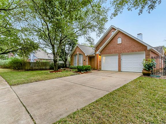4th image of 4503 Ringrose Dr