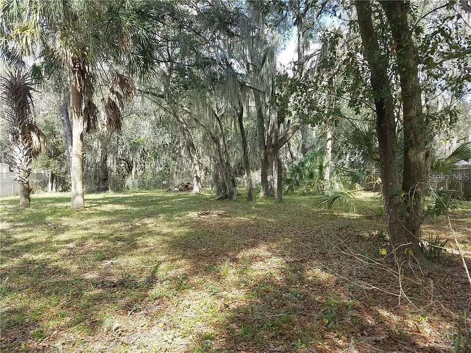 2nd image of 4818 Myrtle View Dr N