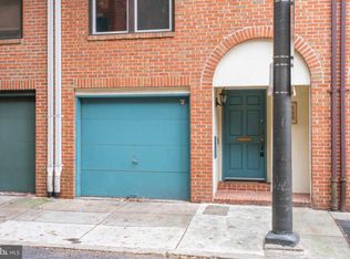 2048 Appletree St, Philadelphia, PA 19103