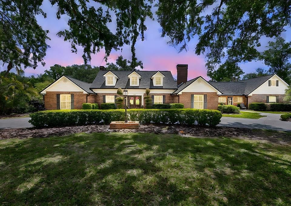 1st image of 119 Hickory Creek Blvd
