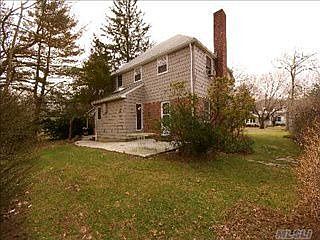 2nd image of 110 Crescent Ln