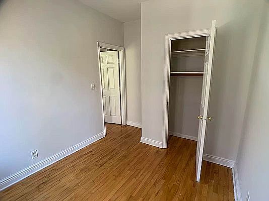 4th image of 132 Thompson St APT 13