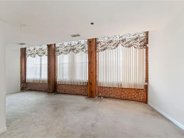 2 School St #133, Lincoln, RI 02865