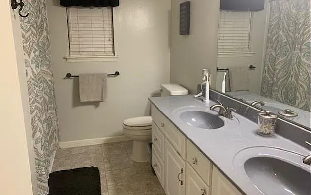121 Shamrock Dr. - 121 — Photo 2