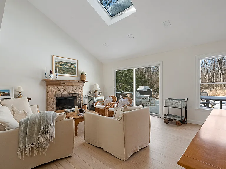 11 N Cape Ln — Photo 8