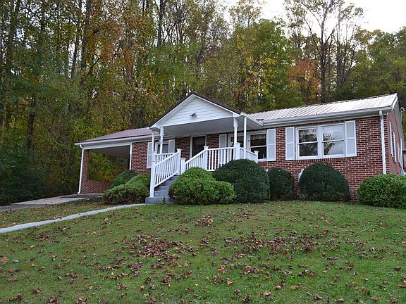 2nd image of 22272 Driftwood Ln