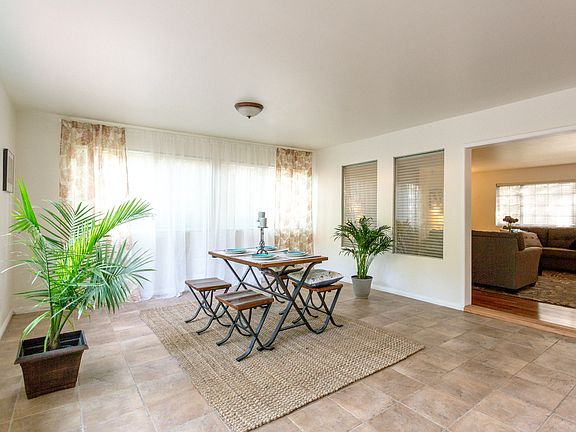 5th image of 2677 Visscher Pl