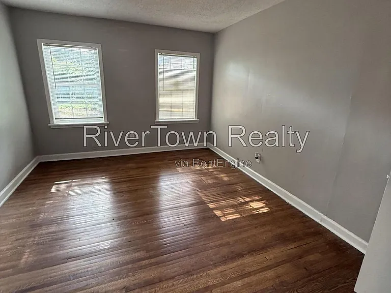 108 N Holmes St — Photo 18