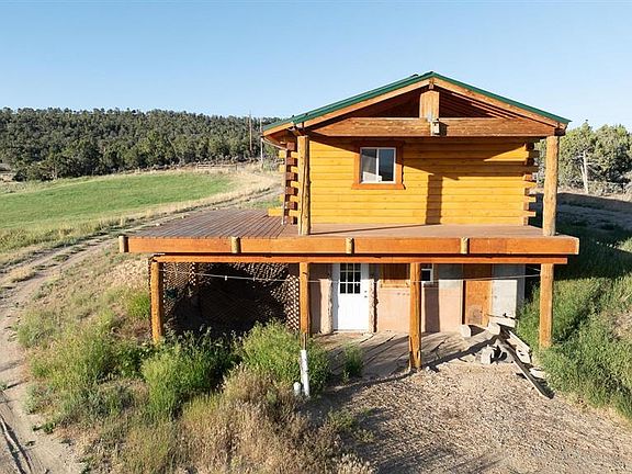 2nd image of 37569 Fruitland Mesa Road