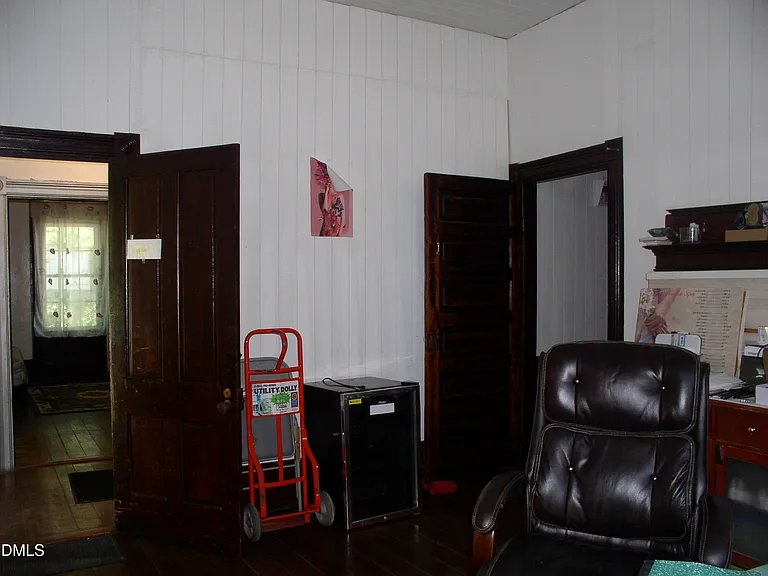 332 Rowland St — Photo 10
