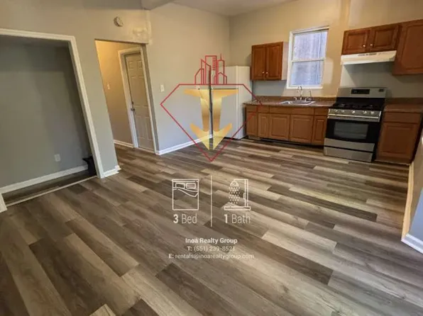 25 Bergen Avenue image 2 of 12