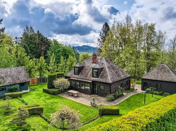 10695 NW McDaniel Rd, Portland, OR 97229