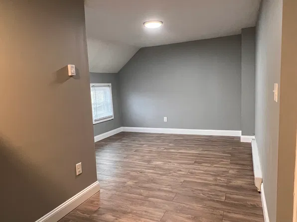 298 Middleboro Ave #2, East Taunton, MA 02718