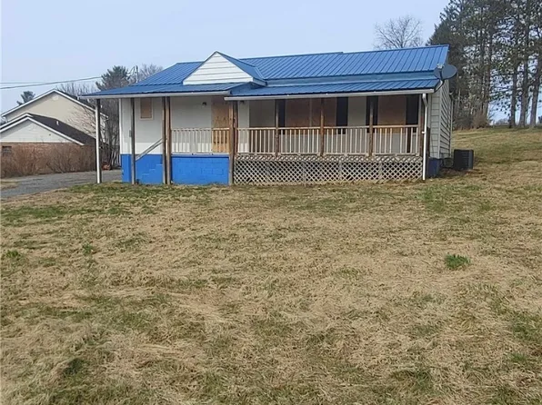18397 Webster Rd, Craigsville, WV 26205