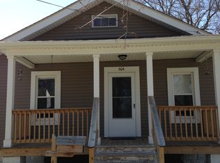 604 E Sherman St, Holly, MI 48442