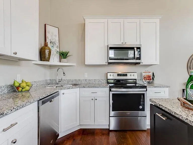 13673 Brockway Ave — Photo 4