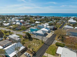 304 Malaga Pl, Panama City Beach, FL 32413