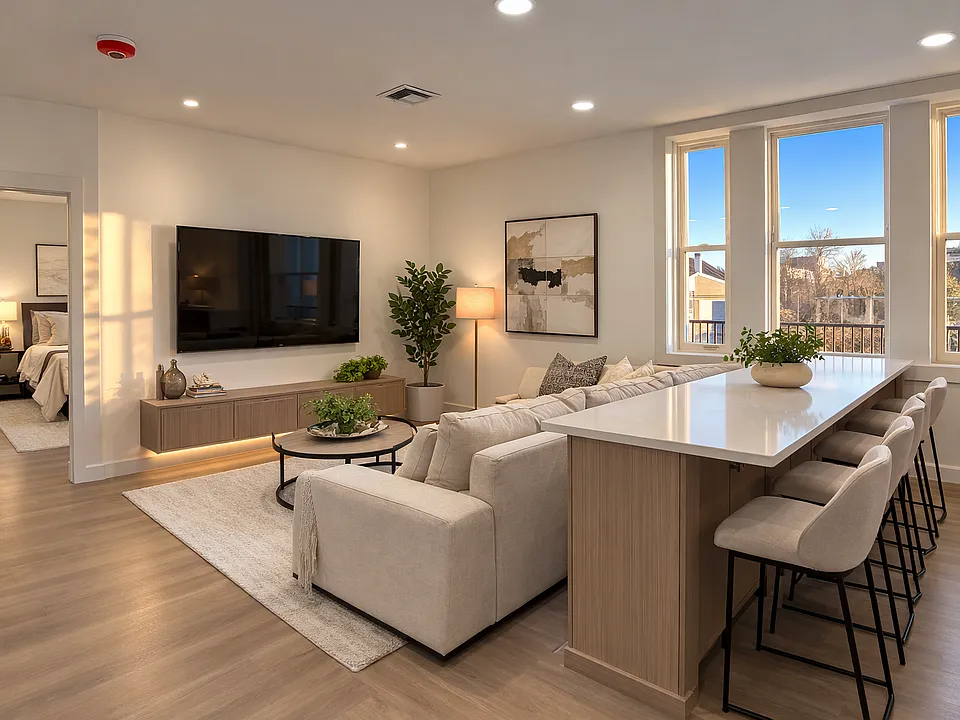 320 Central Ave #3L