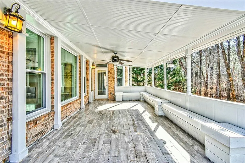 5 bed, 7.0 bath, 6543 sqft, $7,500 — Photo 3