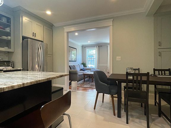 5th image of 31 Essex St #1
