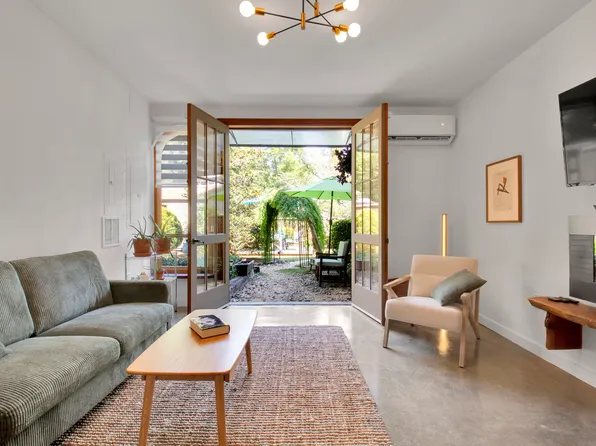 (undisclosed Address), Asheville, NC 28806