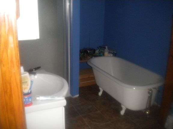 claw foot tub