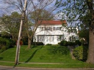 74 Malba Dr, Flushing, NY 11357