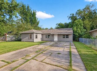 5910 Southtown St, Houston, TX 77033