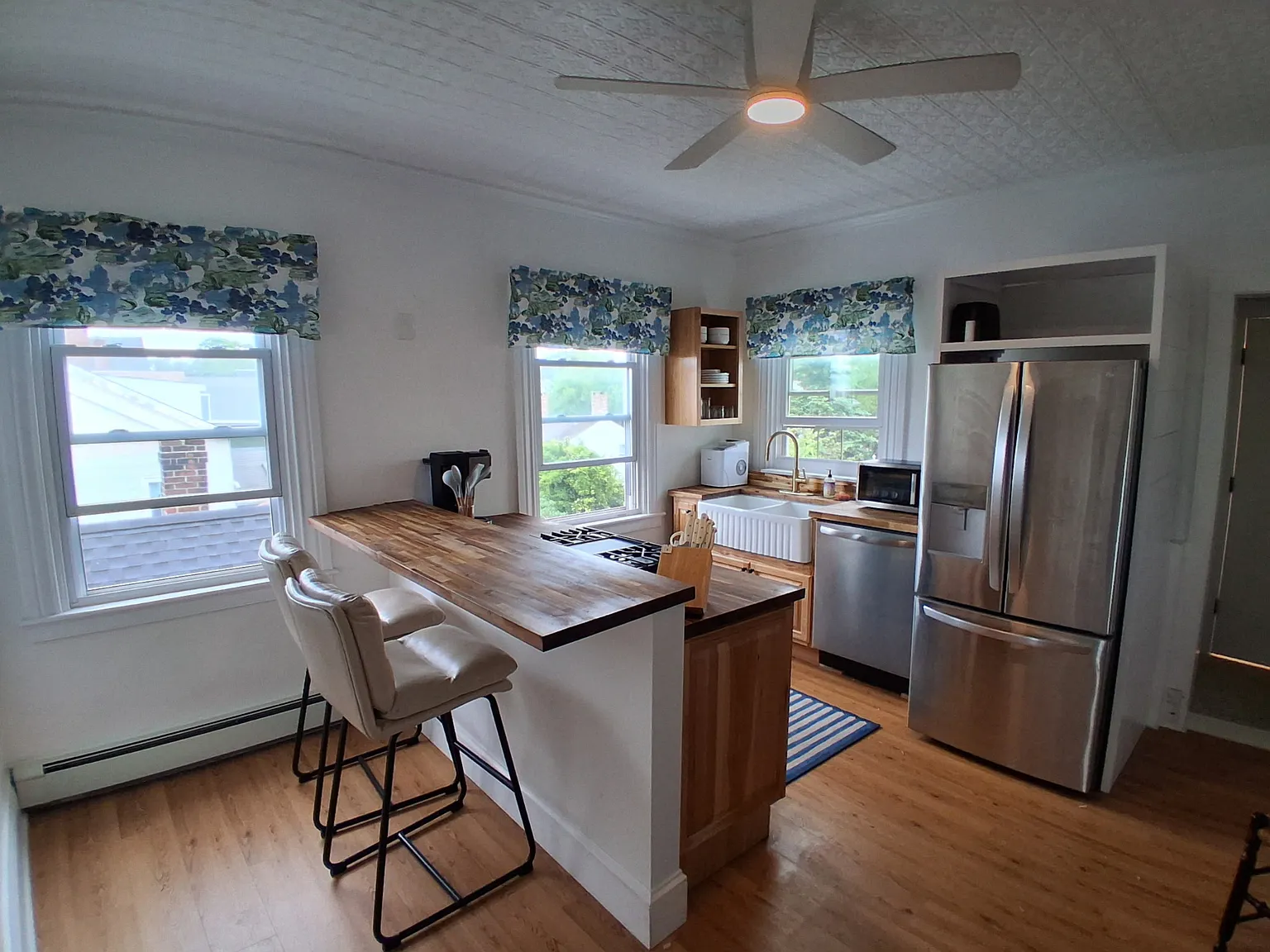 1 bed, 825 sqft, $2,950 — Photo 1