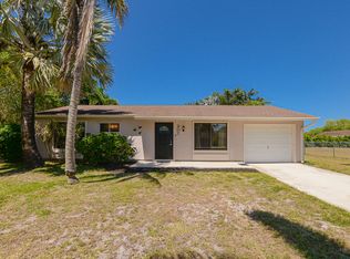 207 SW Bridgeport Dr, Port Saint Lucie, FL 34953